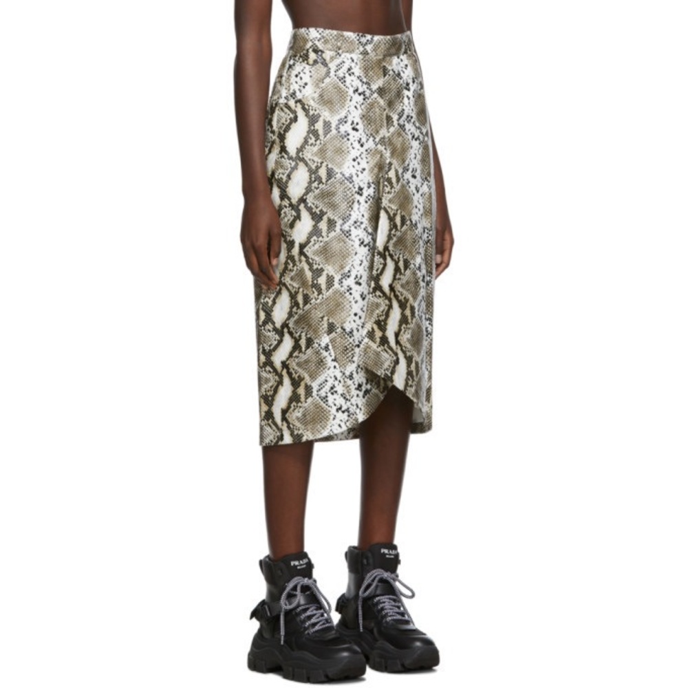 PushButton Faux Python Leather Skirt size M